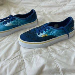 vans off the wall national geographic blue and white papua new guinea